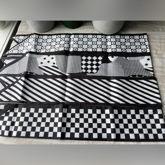 4 pcs Black & White Twilly/Hairbands/Hair ties - Picture 5 of 5